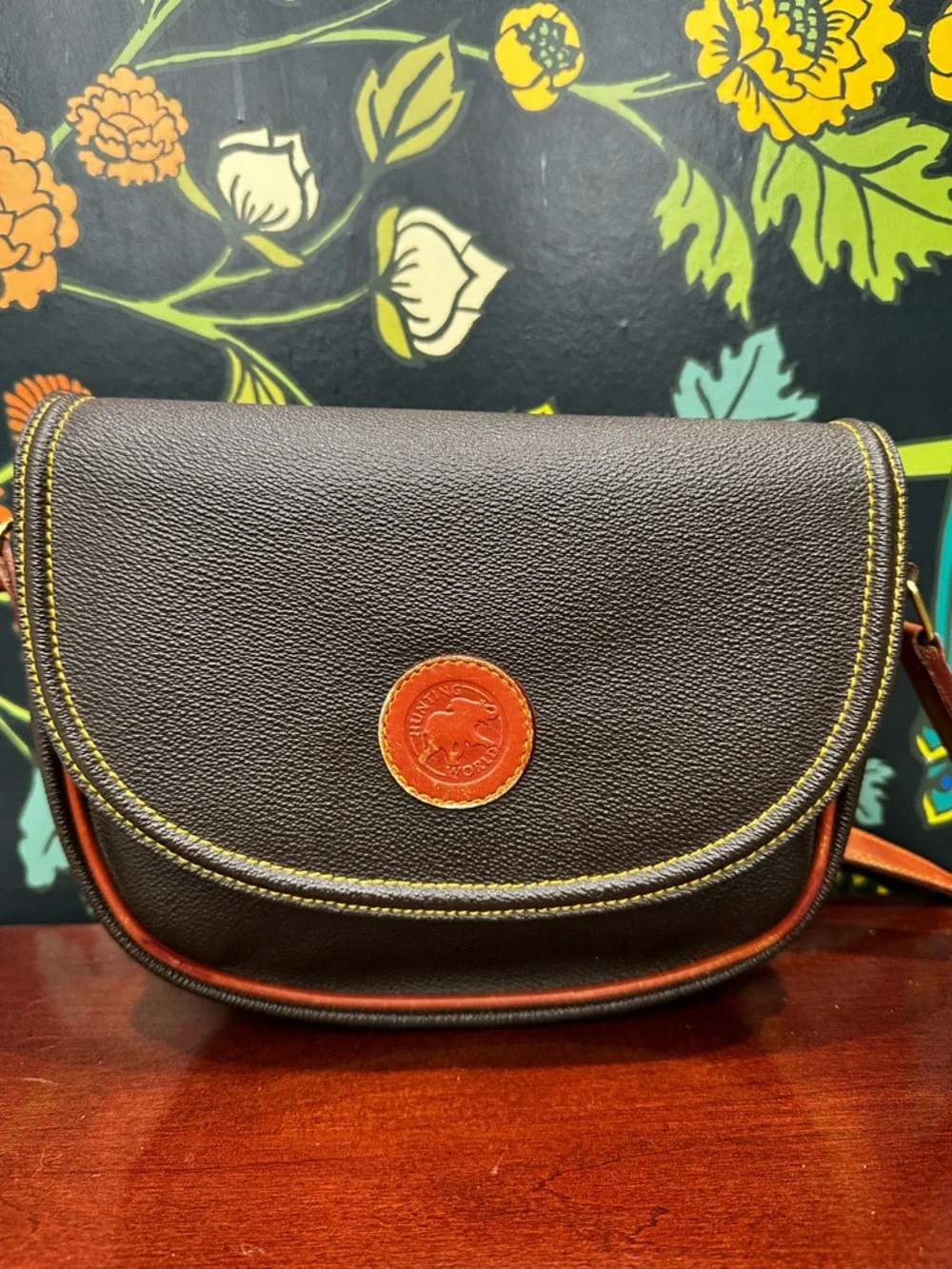 Vintage Hunting World Leather Crossbody Safari Bag Elephant Logo Italy